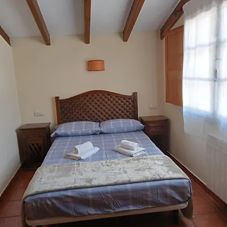 Casa F, Mirador De Ubinas Pola de Lena